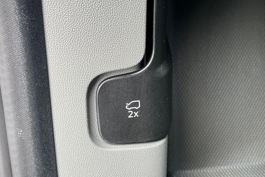 Used FORD E-TRANSIT CUSTOM HT74FAU 22