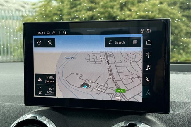 AUDI Q2 Photo 14