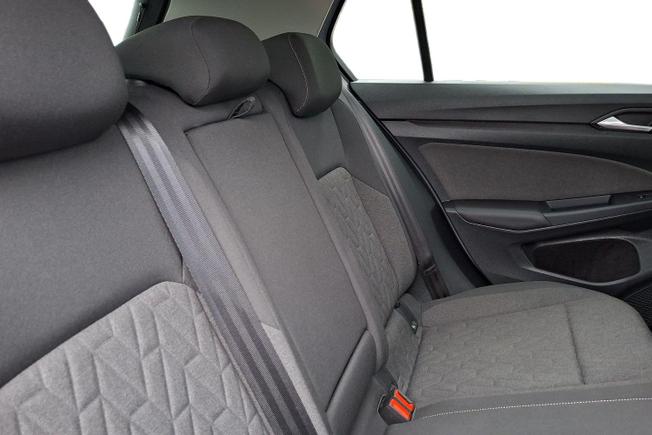 VOLKSWAGEN Golf Photo 9