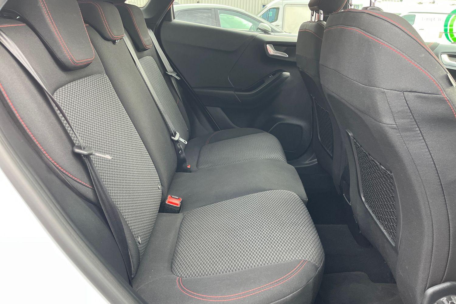 Ford PUMA Photo 28