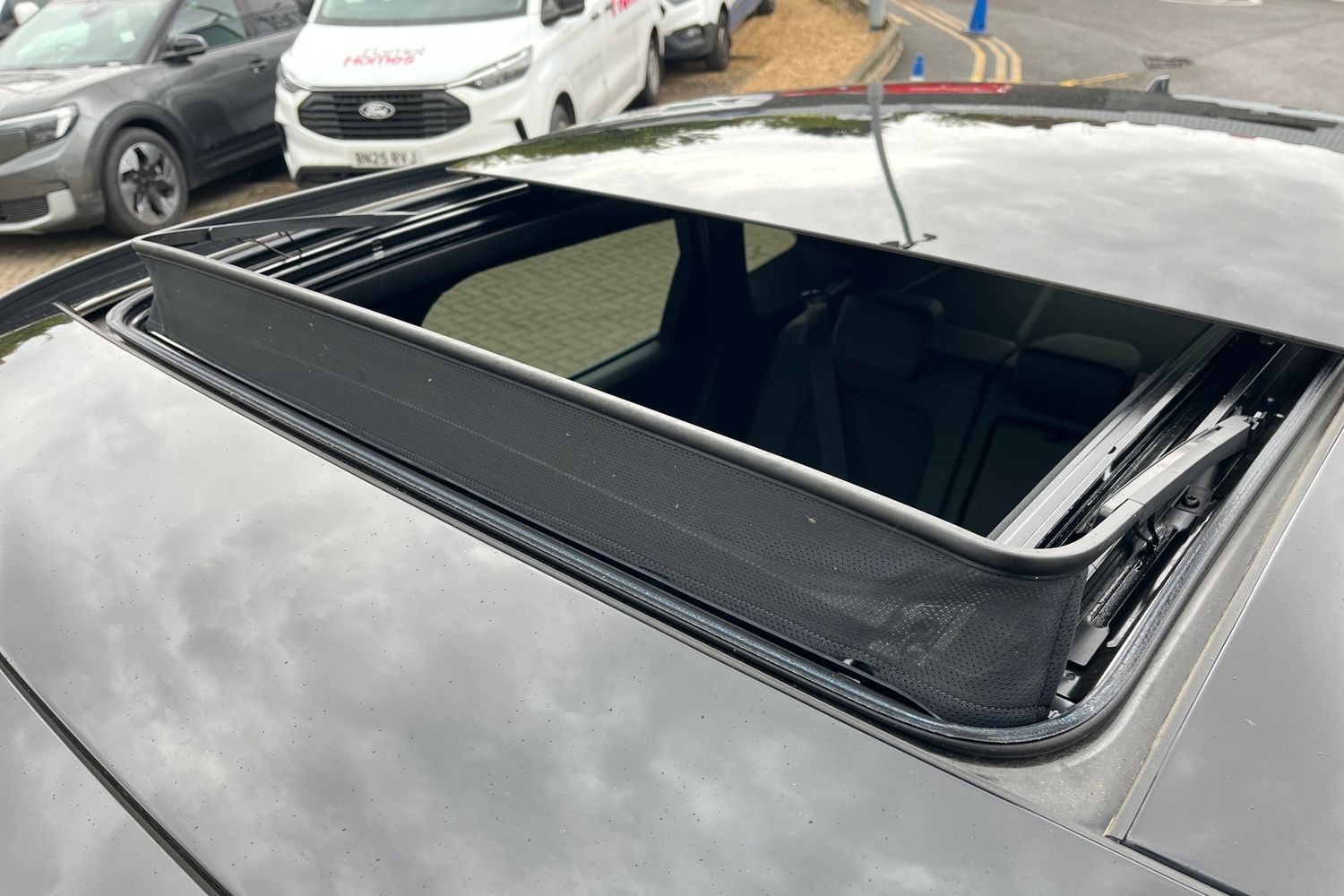 Ford KUGA Photo 35