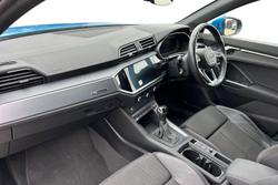 Audi Q3 Photo 2