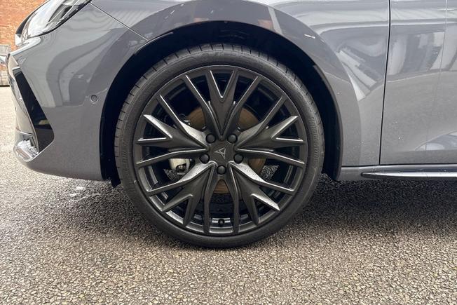 CUPRA Leon Photo 27