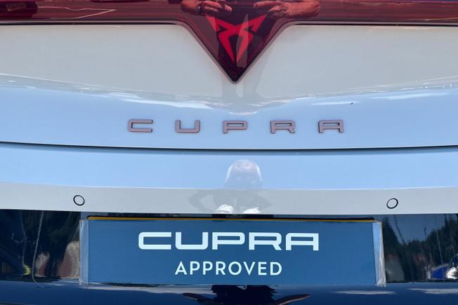 CUPRA Leon Photo 36