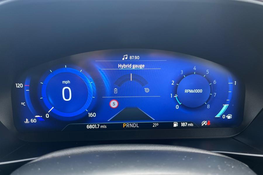 Ford FOCUS Photo autoimg-96e59afbe340824f7a01883997b0fdf72fbaafa7.jpg