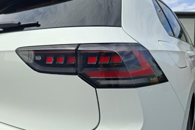 Volkswagen Golf Photo 18