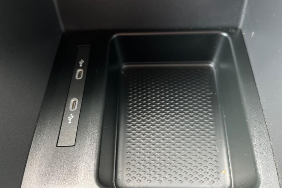 Used FORD TRANSIT CONNECT FM25NRJ 27