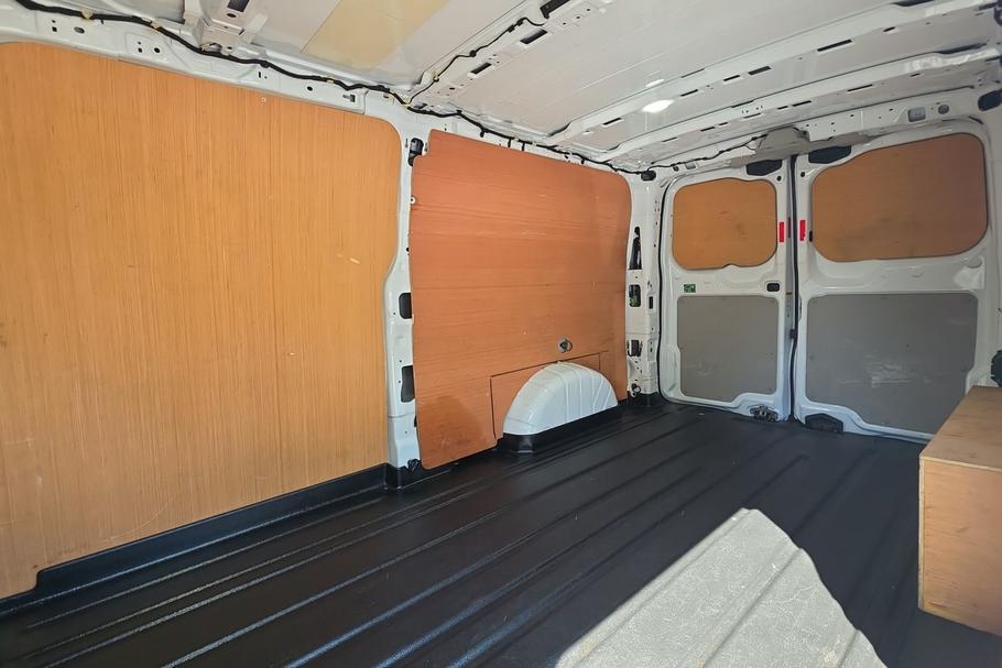 Used Ford Transit Custom FH73RKY 4