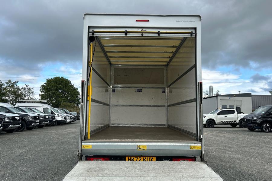 Ford TRANSIT LUTON Photo autoimg-96efd6346360cfec511d667d3b24798f2a95219e.jpg