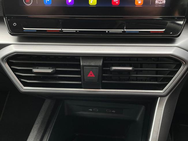 SEAT Leon Photo 42