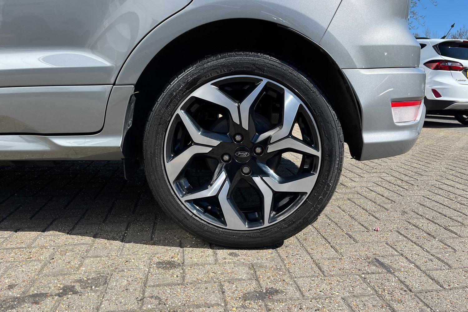Ford EcoSport Photo 7