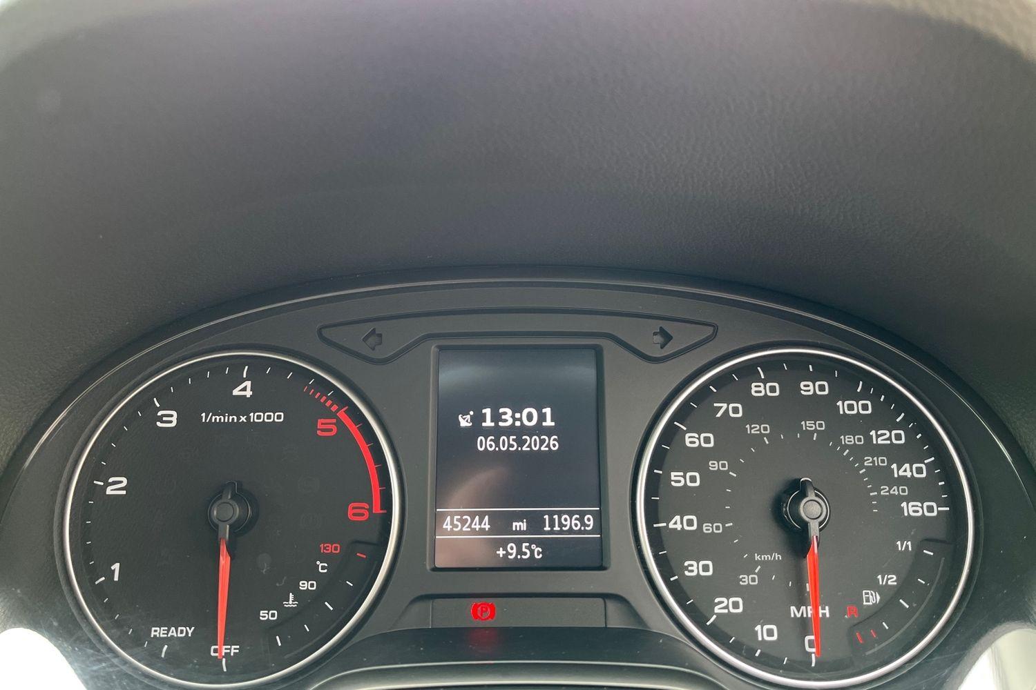 Audi Q2 Photo 12