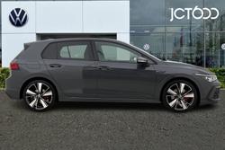 VOLKSWAGEN Golf Photo 4