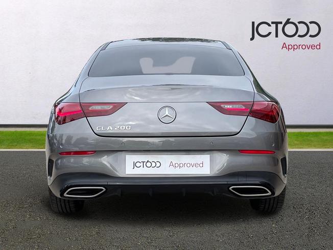 MERCEDES-BENZ CLA Photo 7