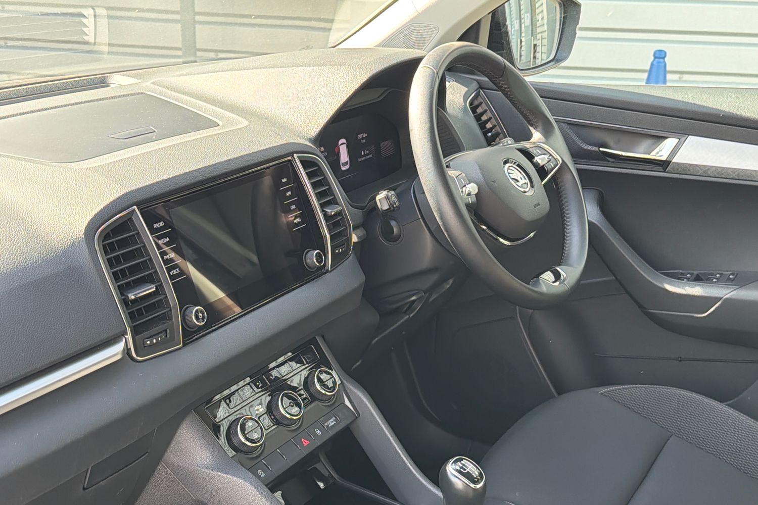 Skoda KAROQ Photo 17
