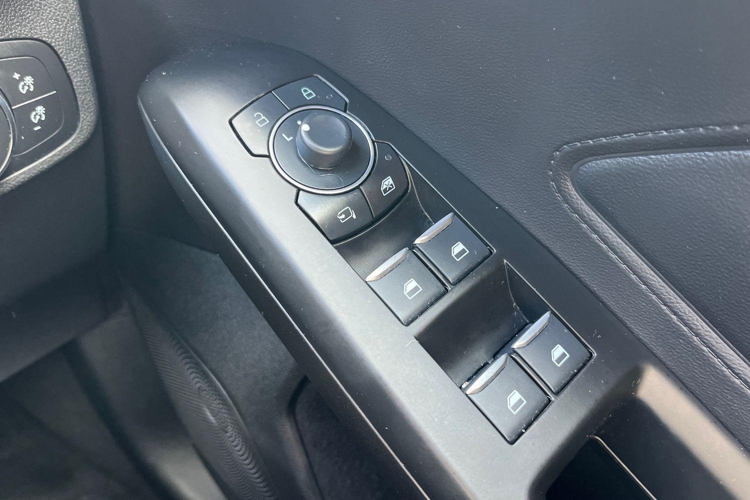 Ford Focus Photo 15