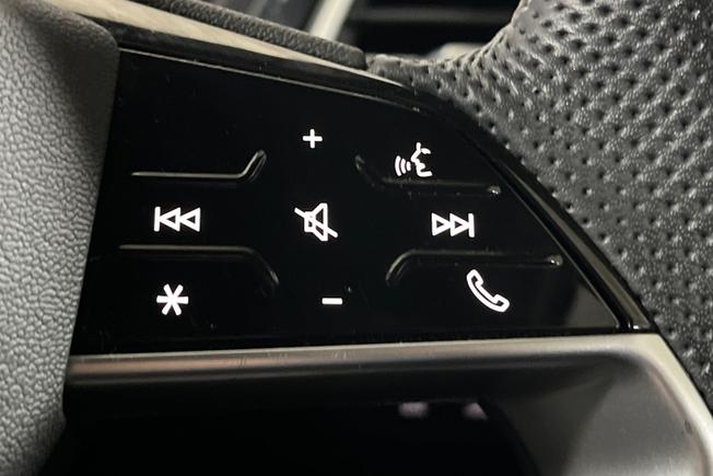AUDI Q4 E-Tron Photo 17