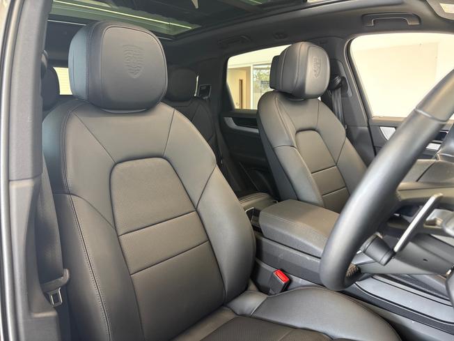 PORSCHE Cayenne Photo 14
