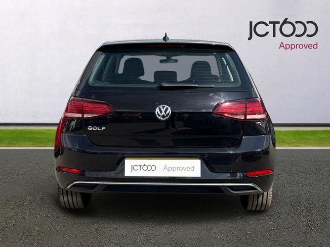 VOLKSWAGEN Golf Photo 7
