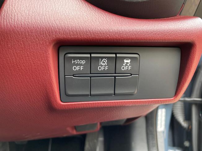 MAZDA MX-5 Photo 23