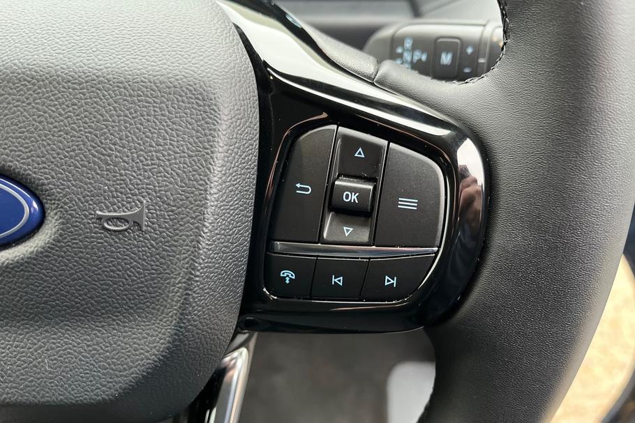 Used Ford TRANSIT CUSTOM 17