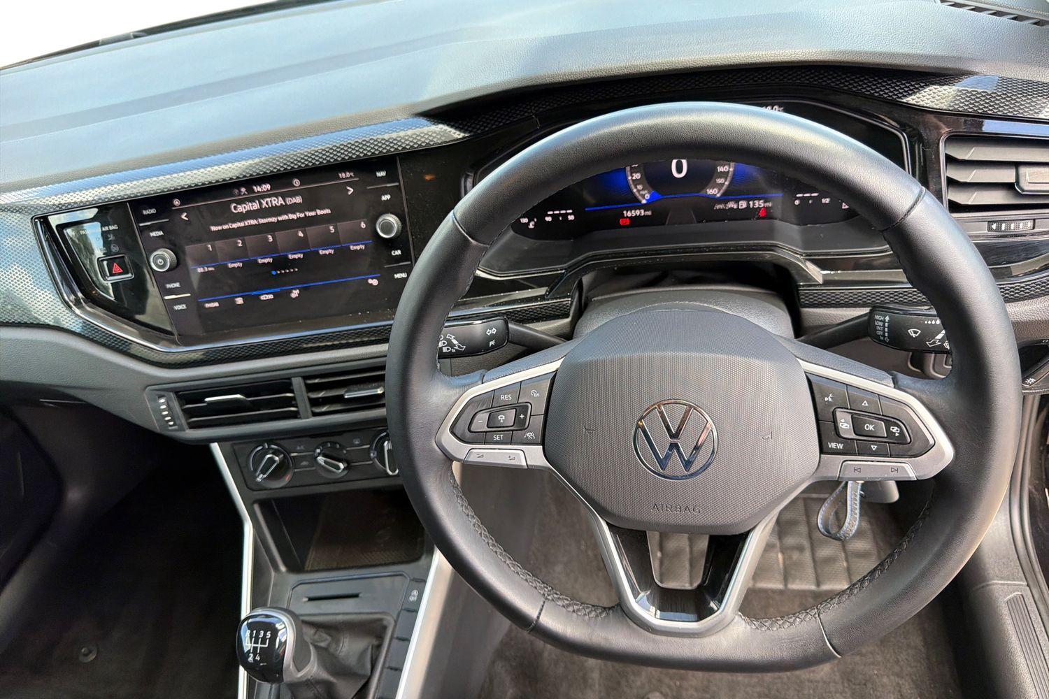 Volkswagen POLO Photo 10