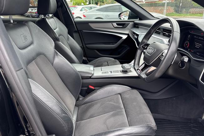 AUDI A6 Saloon Photo 43