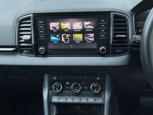 ŠKODA Karoq Photo 14