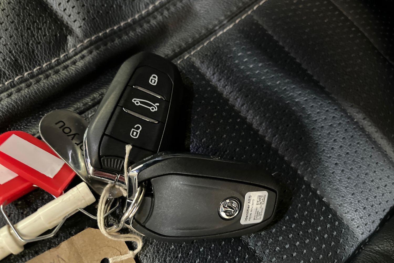 Vauxhall MOKKA Photo 21