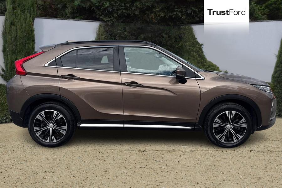 Mitsubishi ECLIPSE CROSS Photo autoimg-971dd44d02d47dfffc45727909ea8d303a445b0b.jpg
