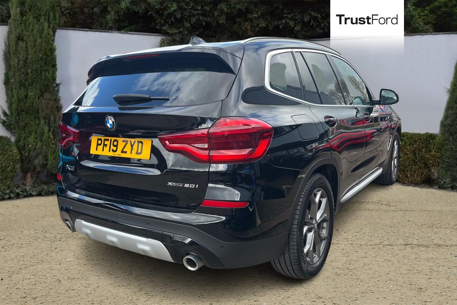 BMW X3 Photo 3