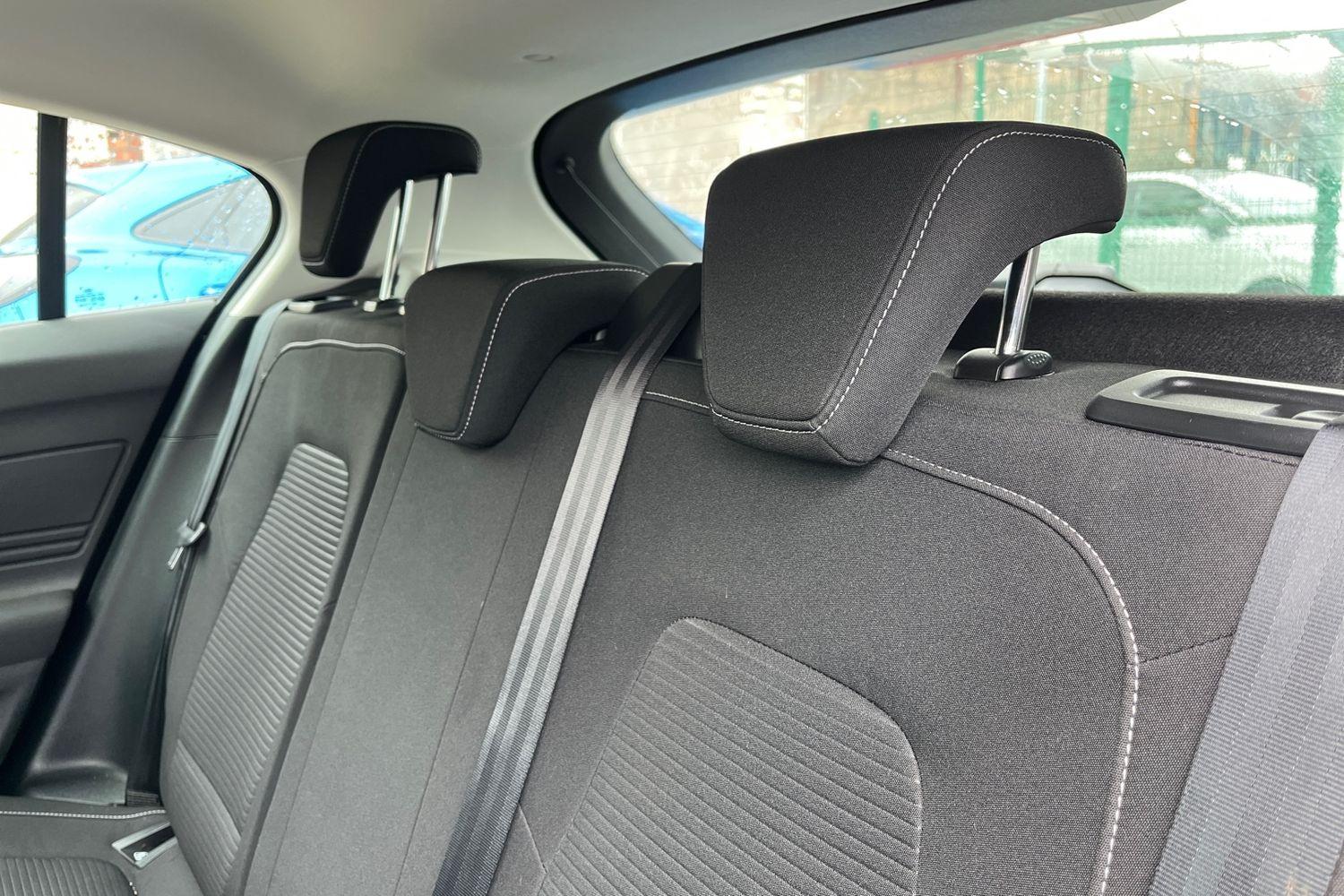 Ford FOCUS Photo 19