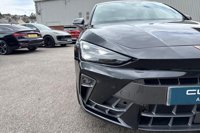 CUPRA Leon Photo 19