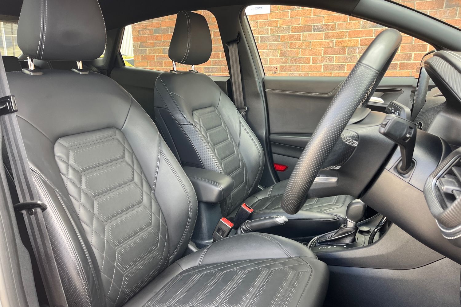 Ford Puma Photo 16
