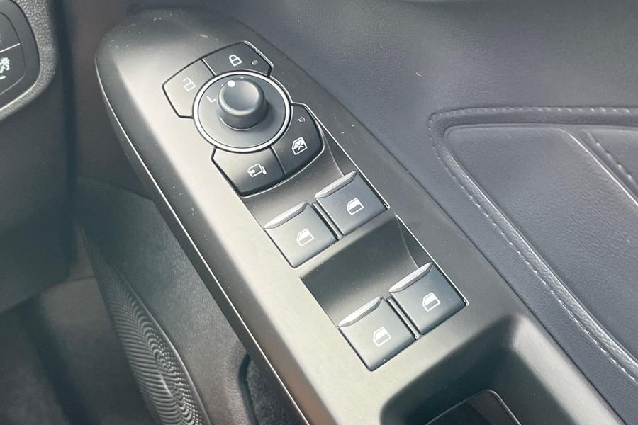 Ford FOCUS Photo autoimg-9729abd536ab587aa98737e2ba855029a5c2b626.jpg