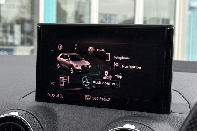 AUDI Q2 Photo 31