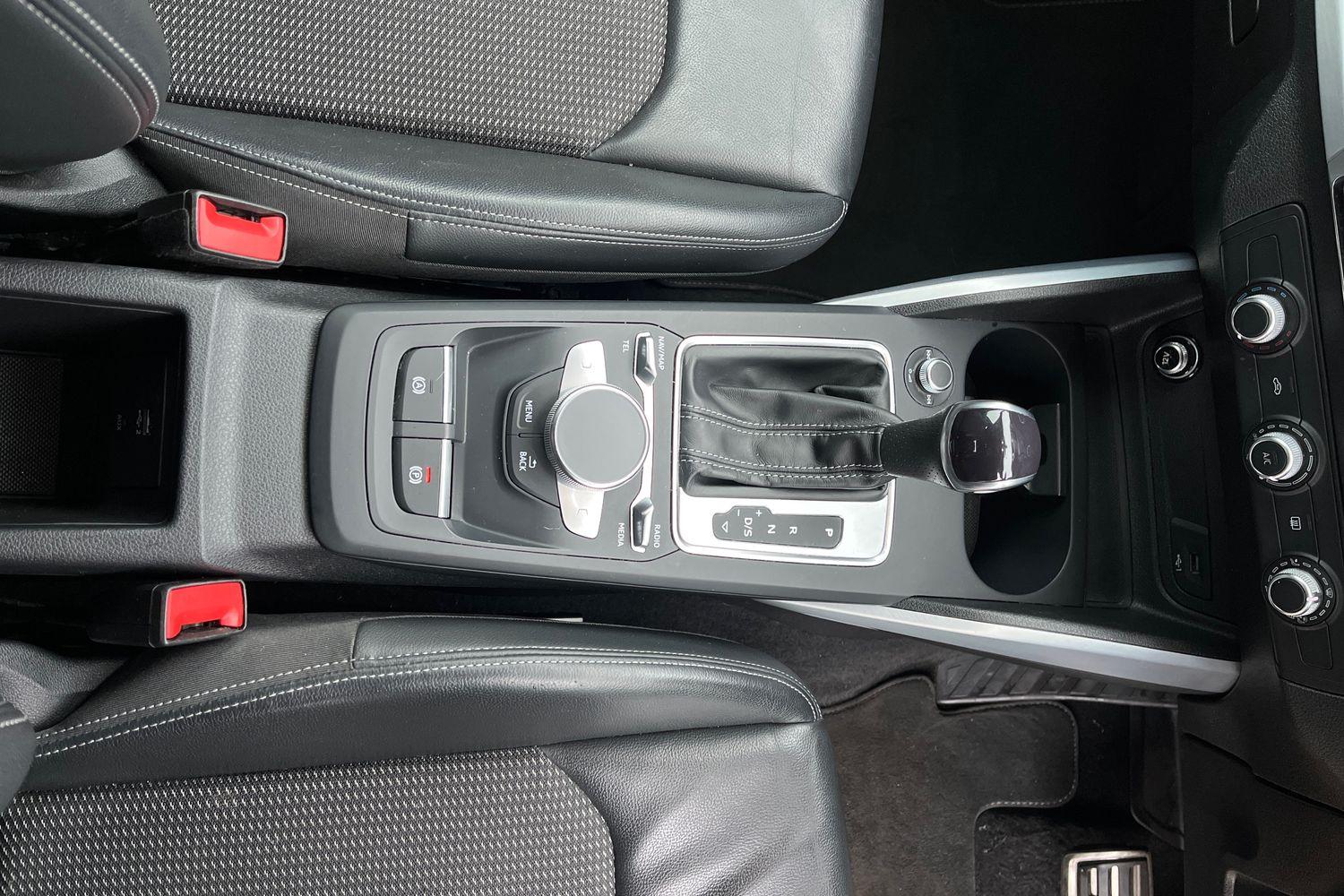 Audi Q2 Photo 30