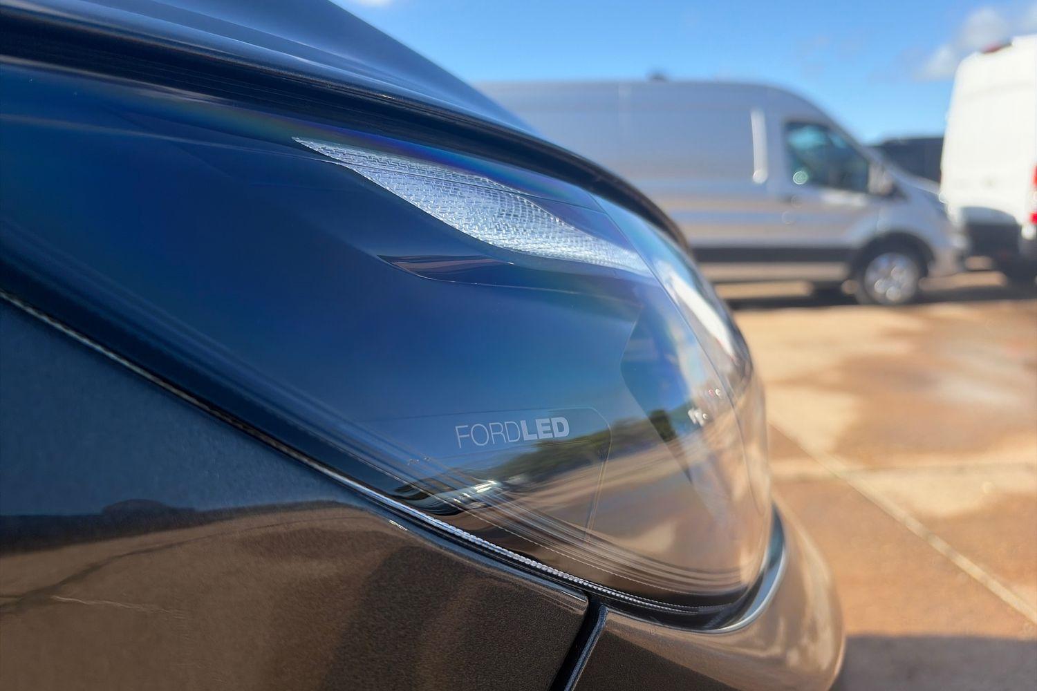 Ford TRANSIT CUSTOM Photo 17