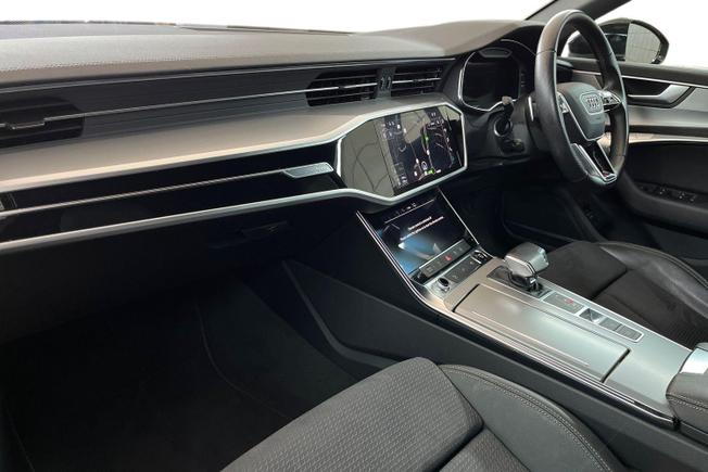 AUDI A6 Saloon Photo 2