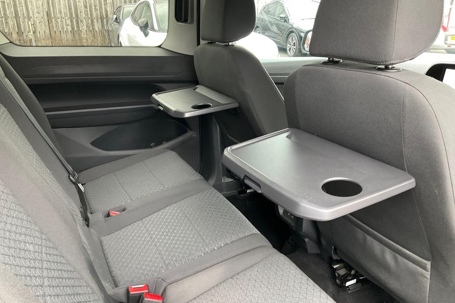 Ford TOURNEO CONNECT Photo autoimg-97376e72a991d36e857c95bc4c143a4606653d56.jpg