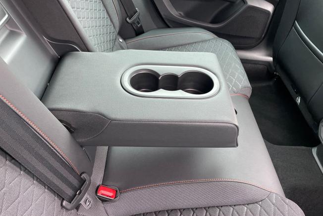 SEAT Leon Photo 37