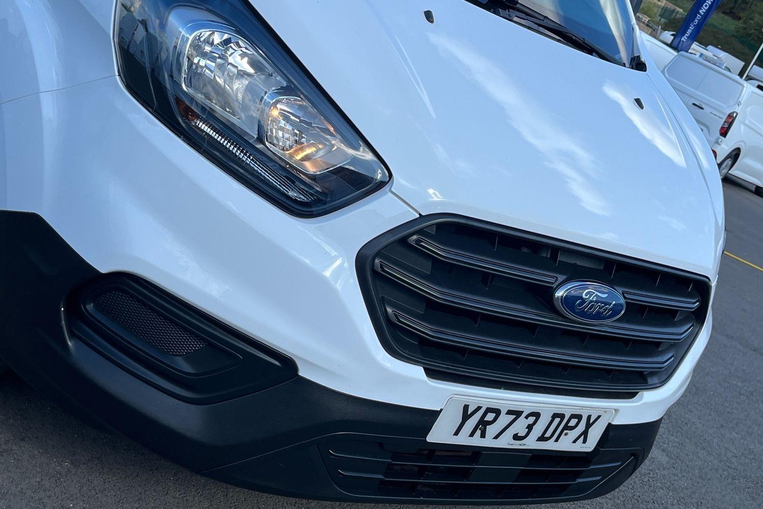 Ford TRANSIT CUSTOM Photo 40