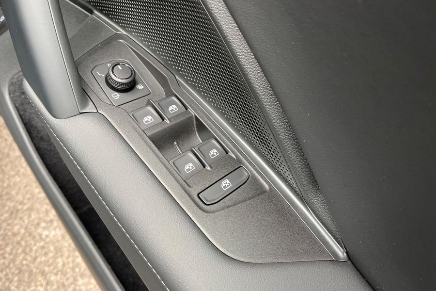 Volkswagen Tiguan Photo autoimg-974c830036377cab1ae719dc71ab8fd825b658dc.jpg