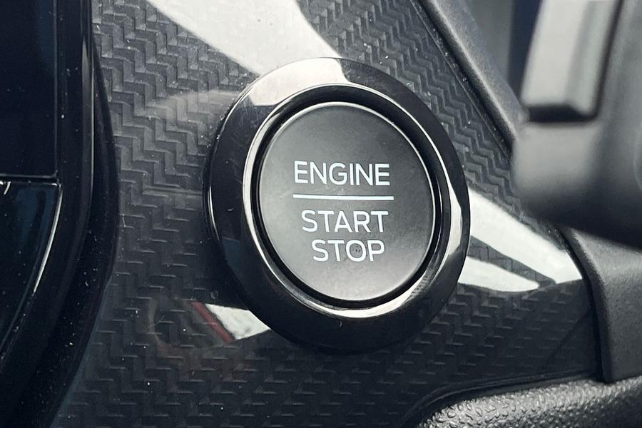 Ford FIESTA Photo autoimg-97514a3d582f37f20bf1c327c8668d60047c3b08.jpg