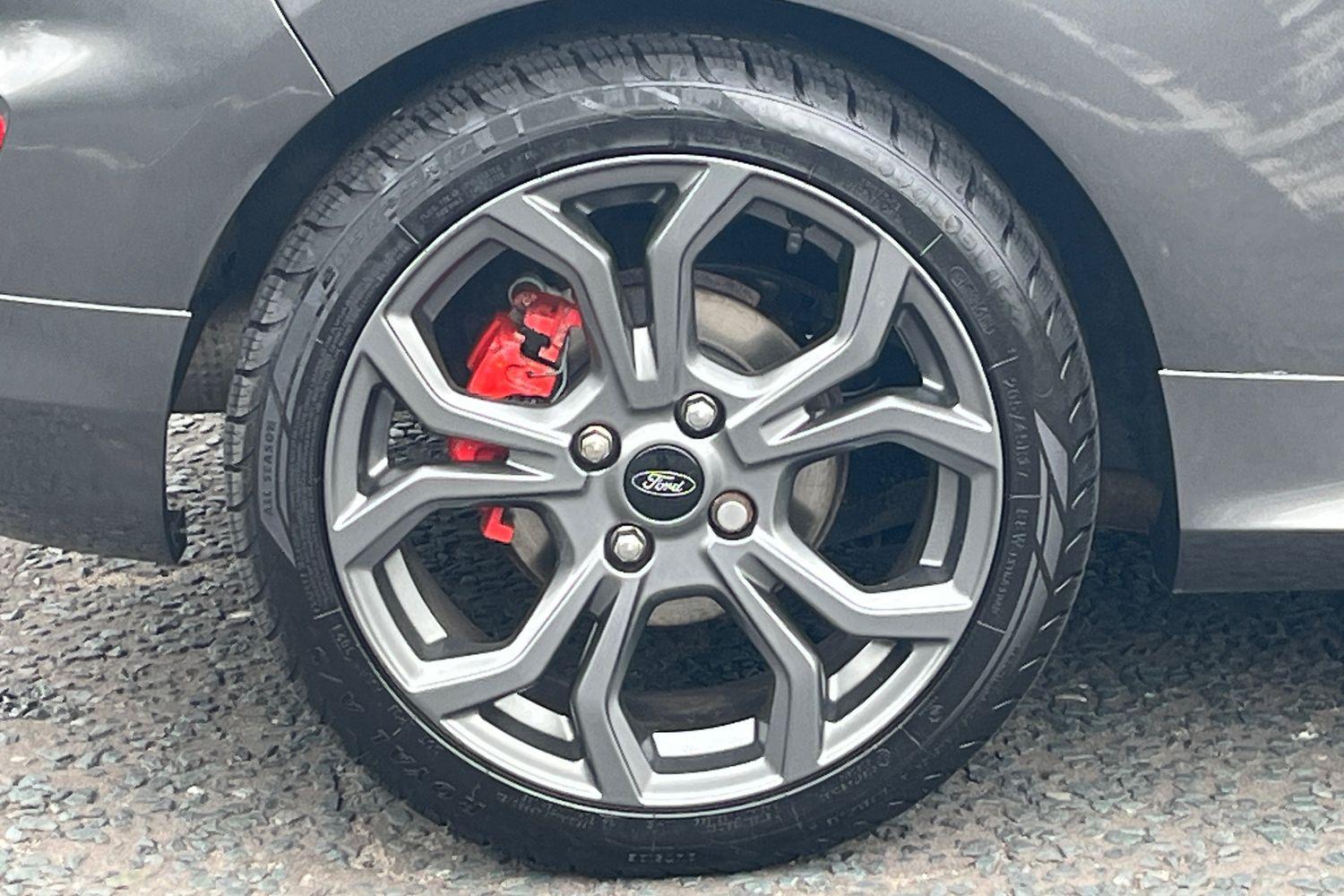 Ford Fiesta Photo 7