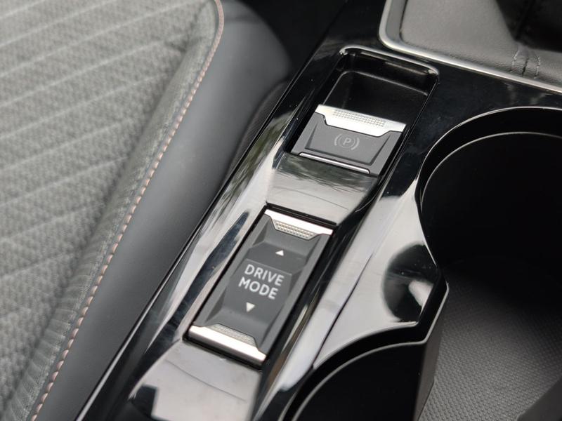 Used Peugeot 208 MC24HJV 47