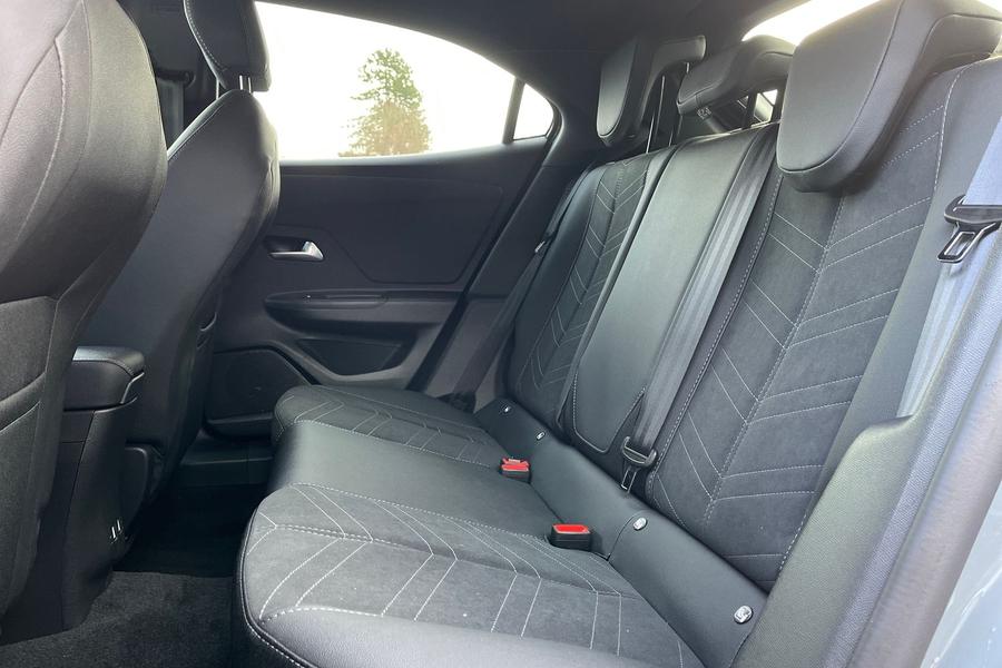 Vauxhall Mokka Photo autoimg-975d53fc95282bf2344b09a65d1f340613c9c167.jpg