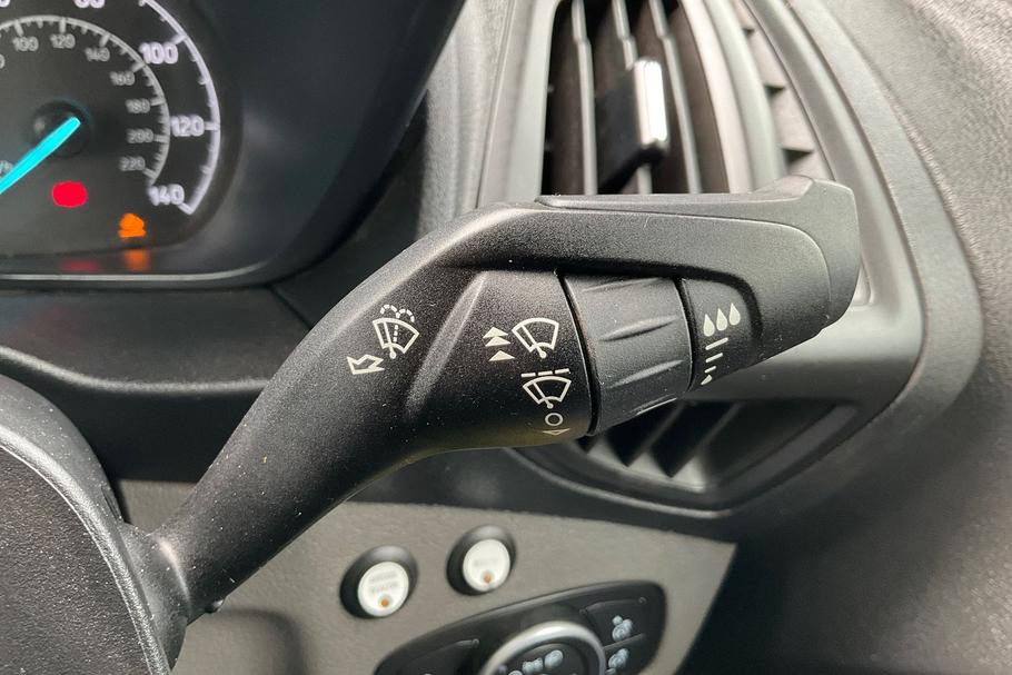 Used Ford TRANSIT CONNECT WT21DUH 33