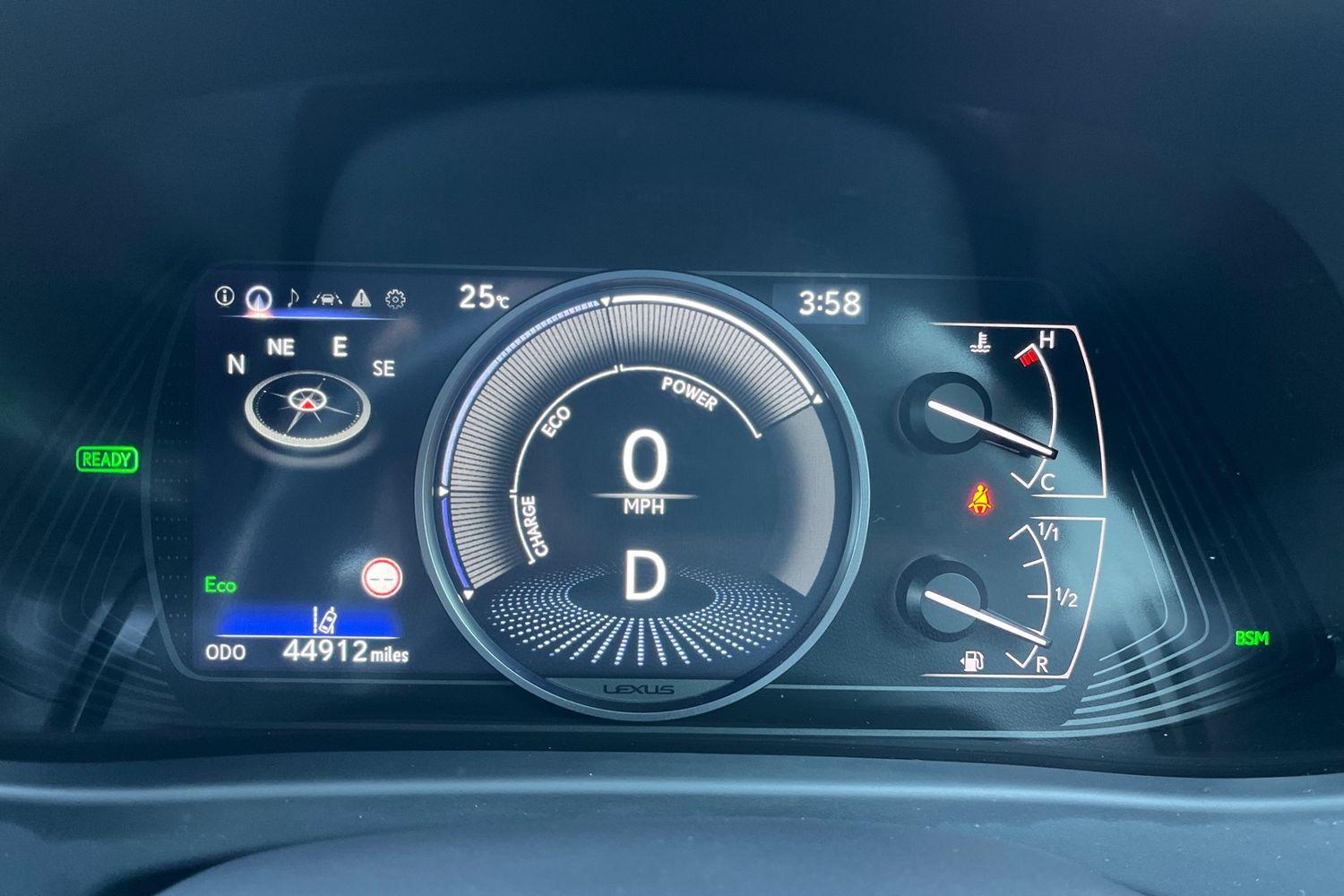 Lexus UX Photo 12