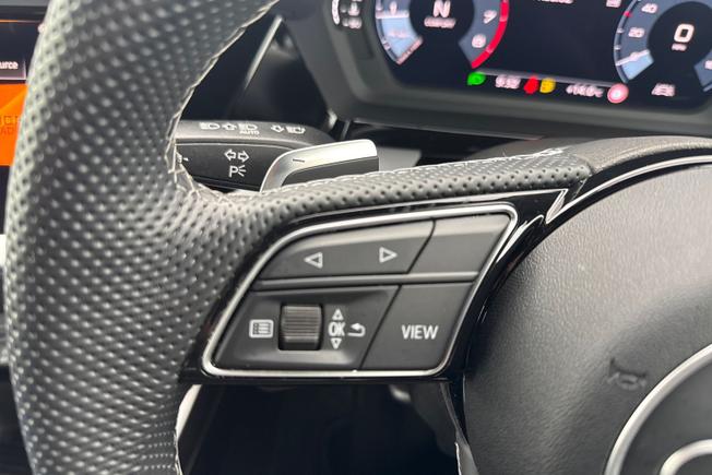 Audi S3 Photo 16